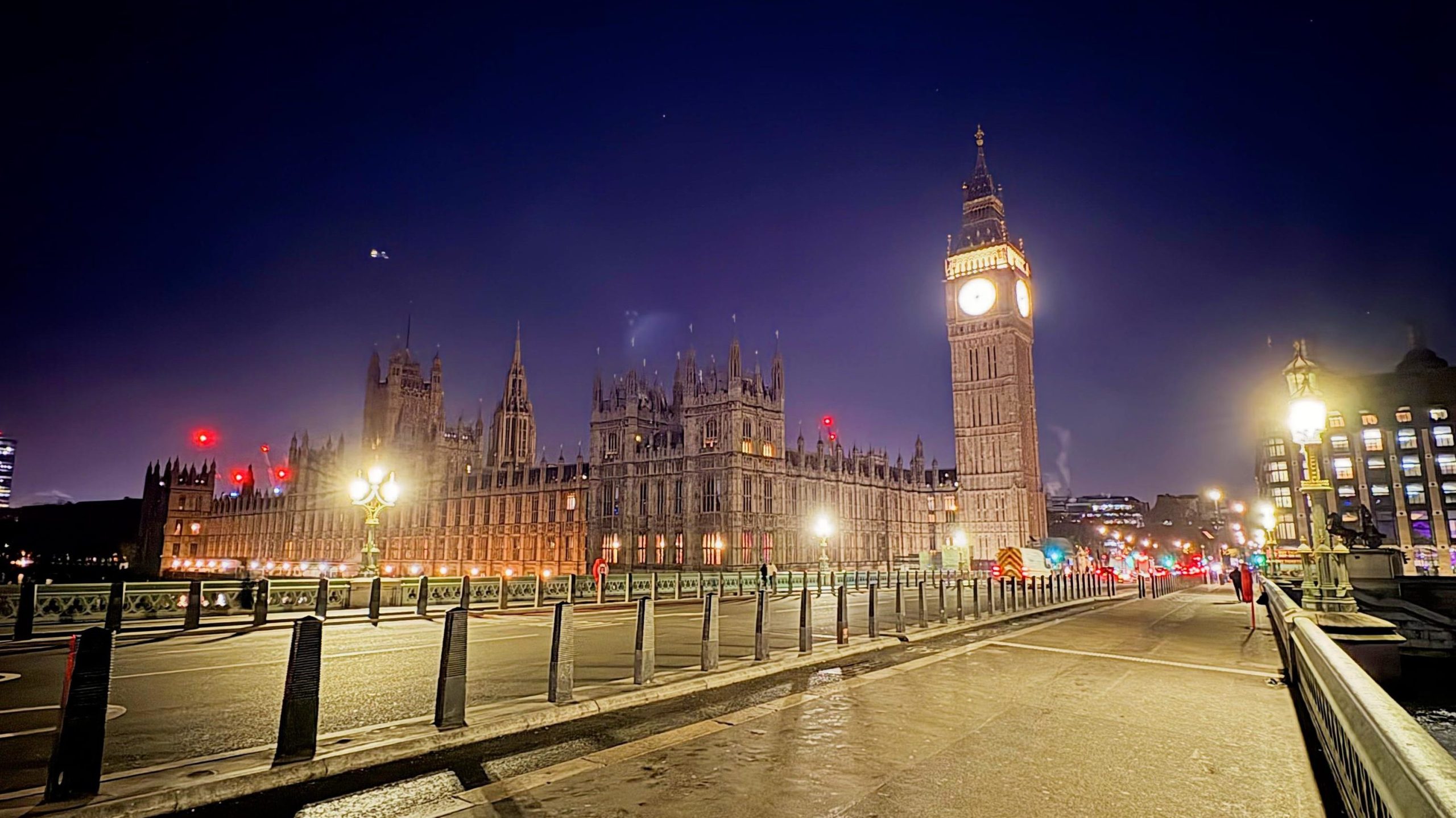 Houses of Parliament at dawn